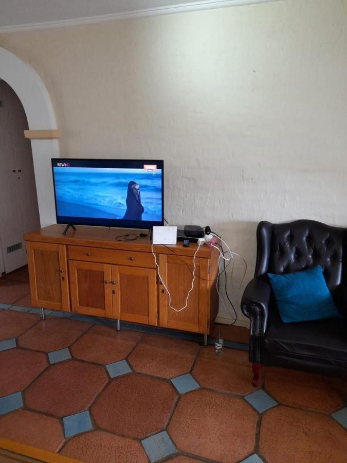 19 Montego Bay Caribbean Estate Apartment Порт Едуард Екстериор снимка