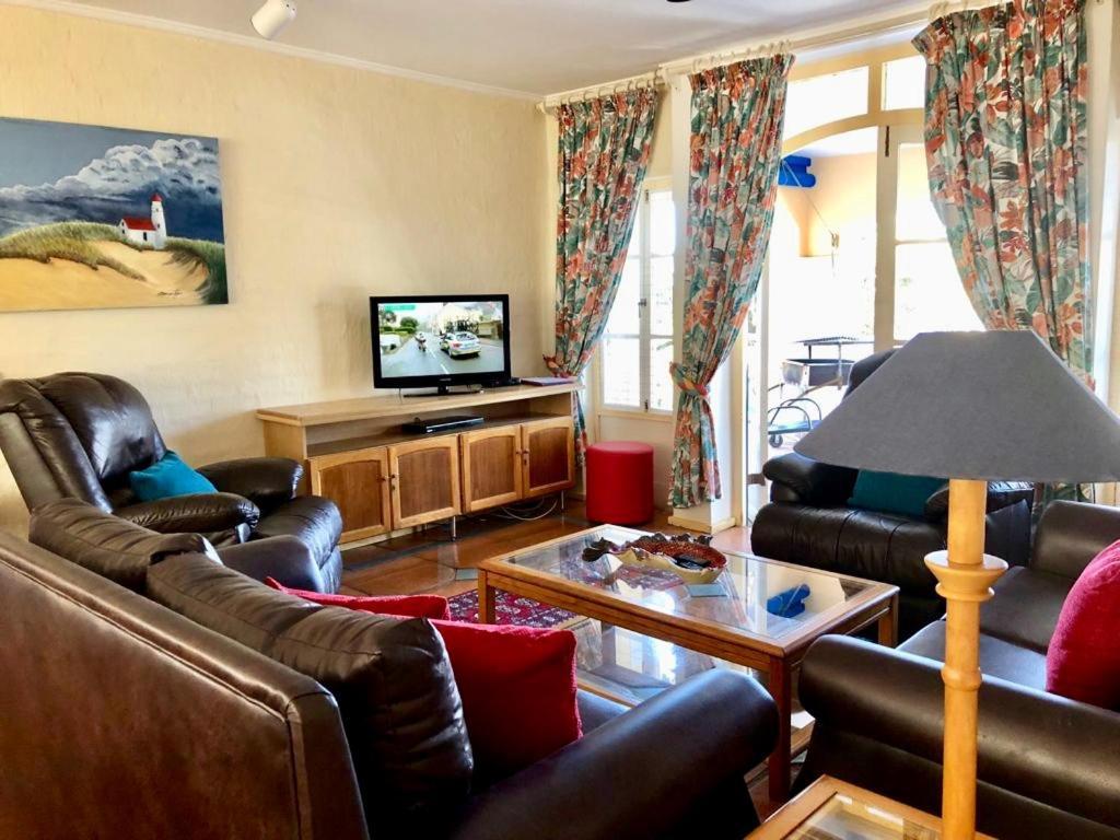 19 Montego Bay Caribbean Estate Apartment Порт Едуард Екстериор снимка